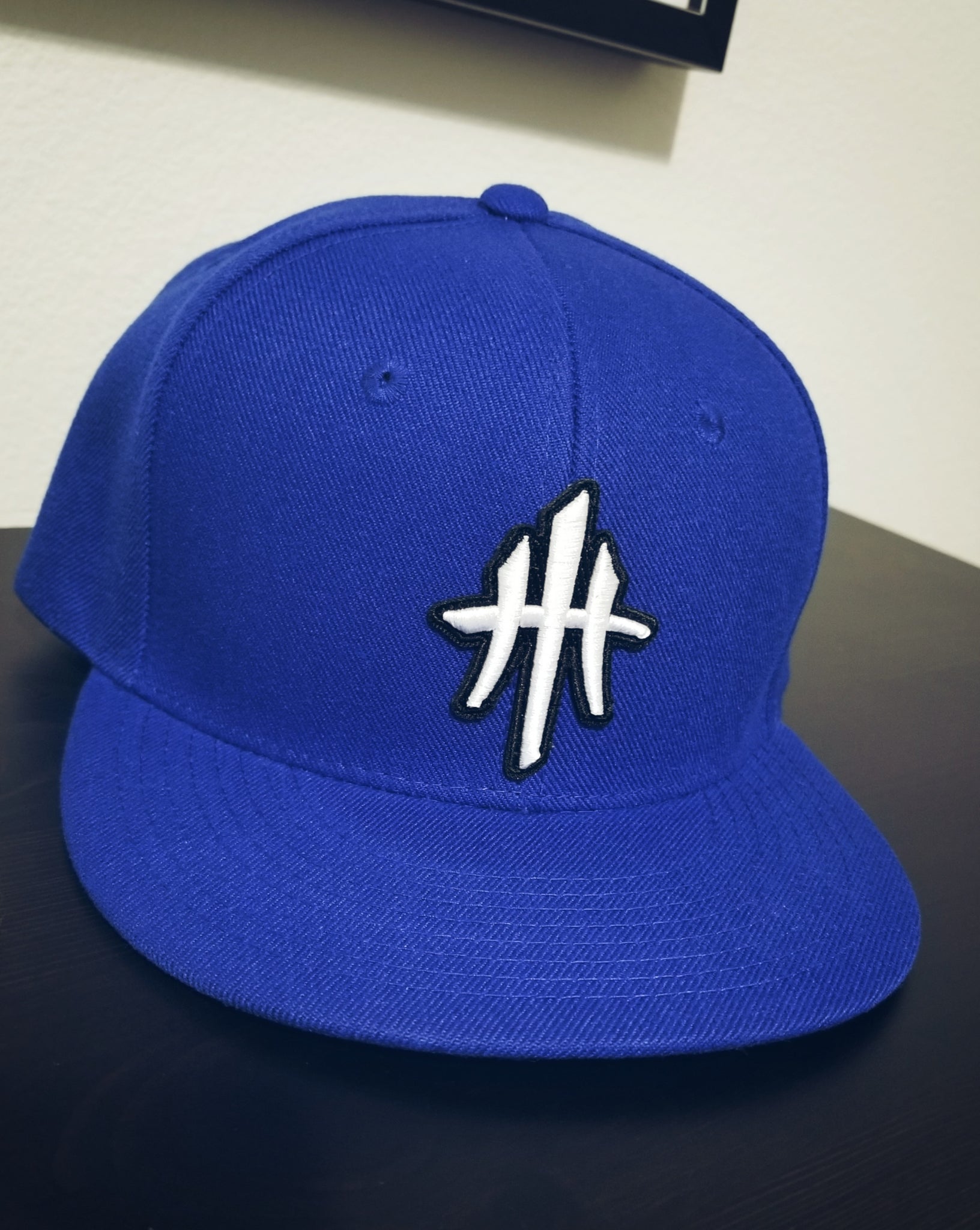 HustleHard Berry Blue Retro Decky Lid